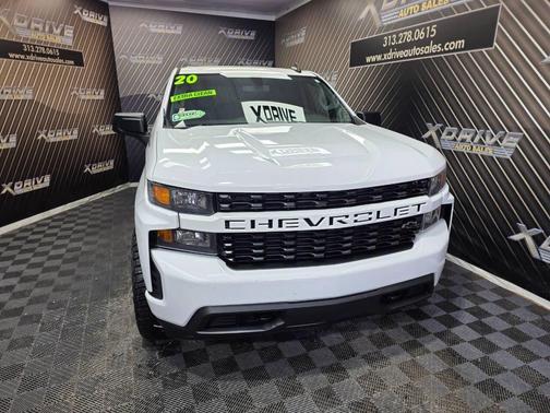 2020 Chevrolet Silverado 1500 Custom