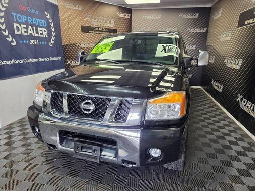2012 Nissan Titan SV