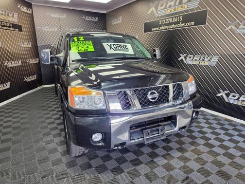 2012 Nissan Titan SV