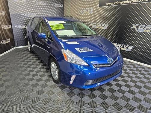 2013 Toyota Prius v Three