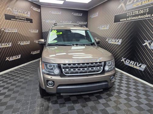 2016 Land Rover LR4 Base