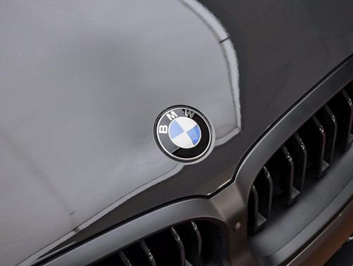 2026 BMW M850 i xDrive