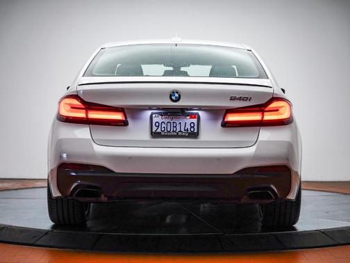 2023 BMW 540 i