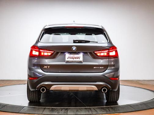 2021 BMW X1 sDrive28i