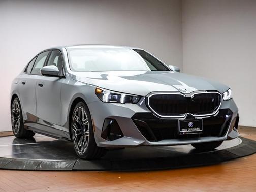 2025 BMW i5 eDrive40