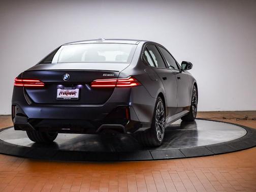 2026 BMW 530 i