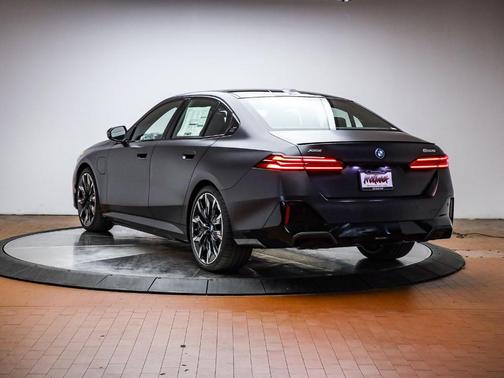 Deep Gray 2026 BMW 550e xDrive