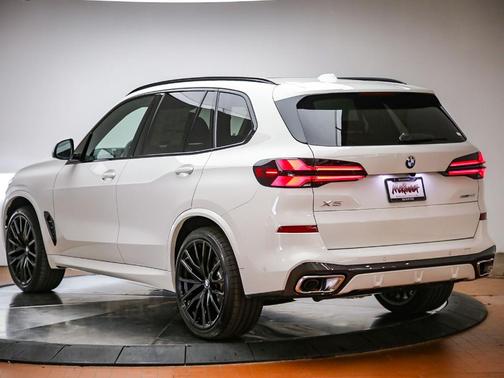 Alpine White 2026 BMW X5 sDrive40i