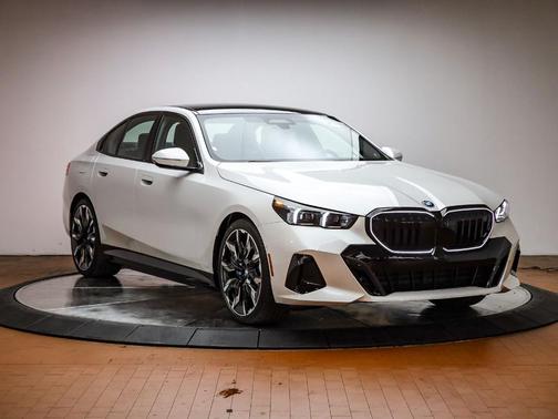 2026 BMW 550e xDrive