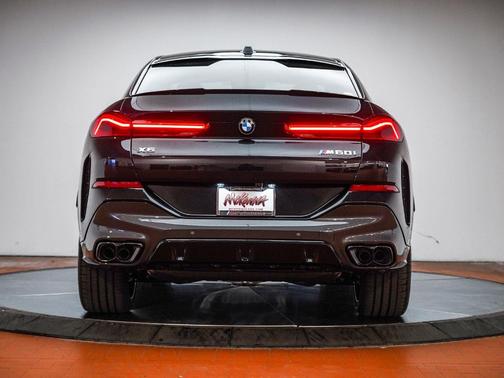 2026 BMW X6 M60i