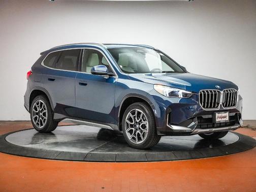 Night 2026 BMW X1 xDrive28i
