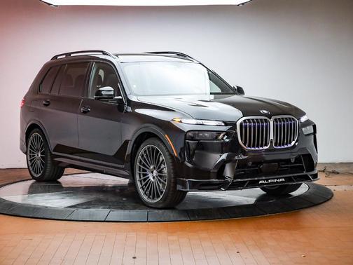 2026 BMW ALPINA XB7 Base