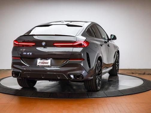 2026 BMW X6 xDrive40i