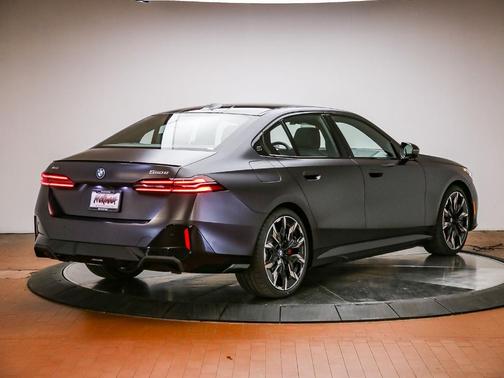 C64 2027 BMW 550e