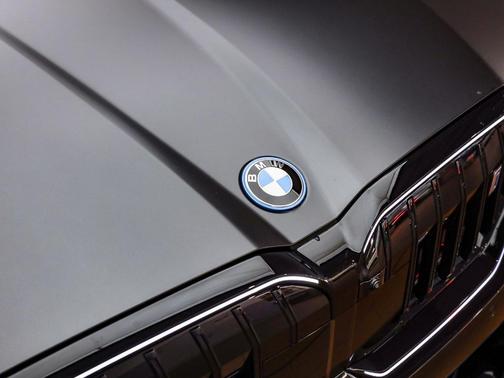 Deep Gray 2026 BMW i5 eDrive40
