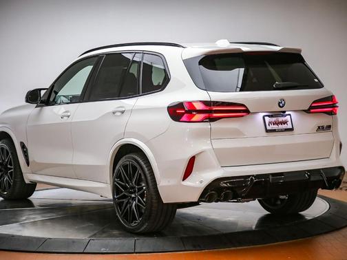 Alpine White 2026 BMW X5 M Competition