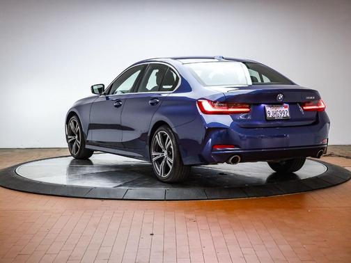 Phytonic Blue Metallic 2024 BMW 330 i