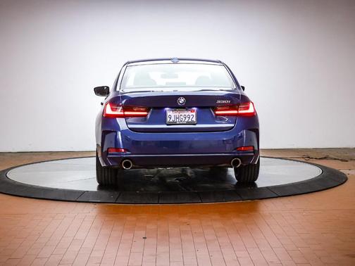 Phytonic Blue Metallic 2024 BMW 330 i