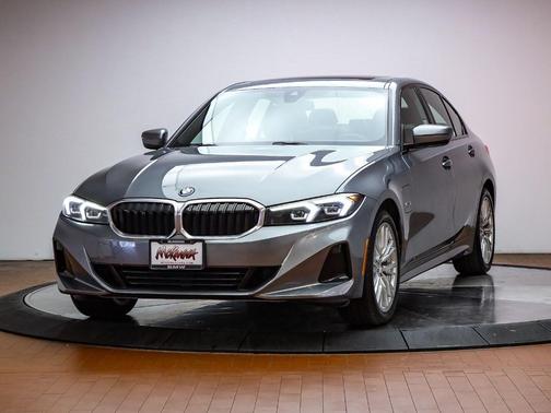 Skyscraper Gray Metallic 2023 BMW 330e 330e