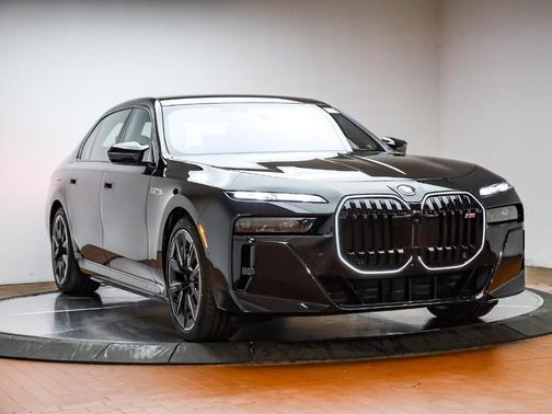 2026 BMW i7 M70