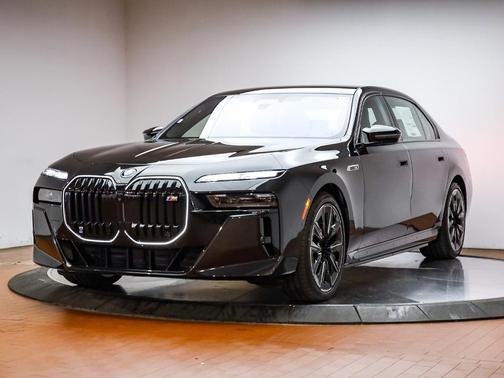 2026 BMW i7 M70
