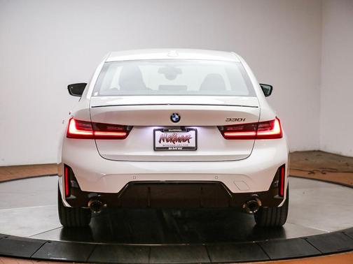 Mineral White Metallic 2026 BMW 330 i NA