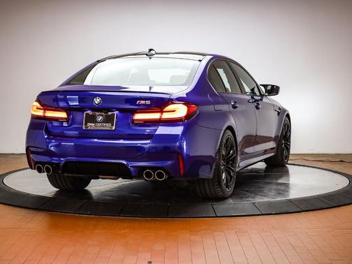 2022 BMW M5 Base