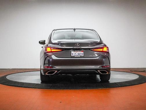 Gray 2024 Lexus ES 350 350