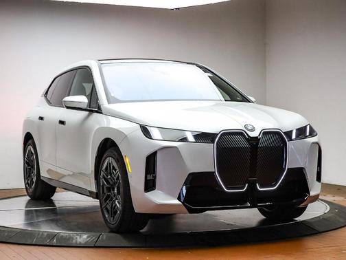 2026 BMW iX xDrive45