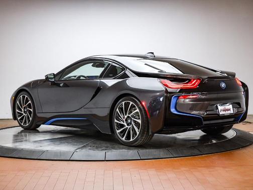 2017 BMW i8 Base