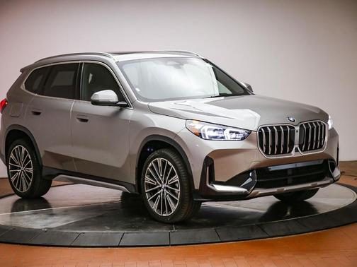 Space Silver 2026 BMW X1 xDrive28i