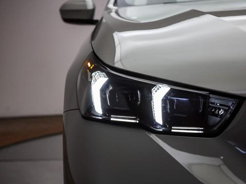 2026 BMW 550e xDrive