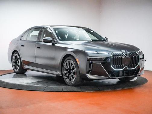 Deep Gray 2026 BMW 740 i
