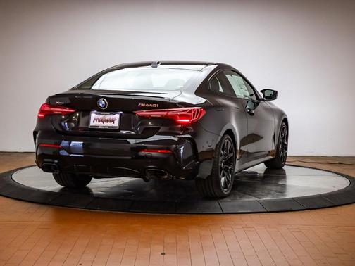 2026 BMW M440 i xDrive