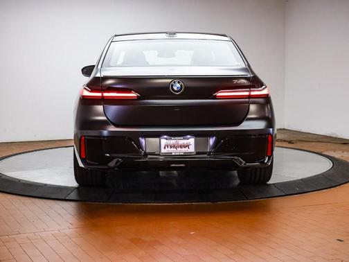 Black 2026 BMW 740 i
