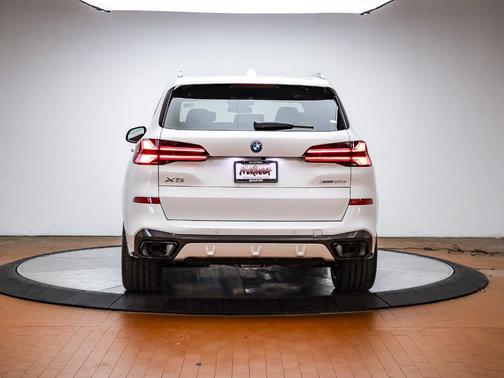 2026 BMW X5 PHEV xDrive50e