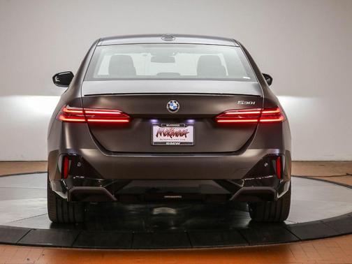 Deep Gray 2026 BMW 530 i