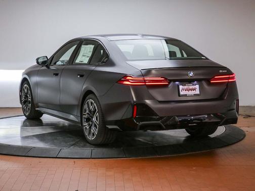 Deep Gray 2026 BMW 530 i