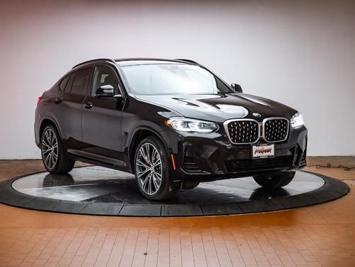 Black Sapphire Metallic 2022 BMW X4 xDrive30i