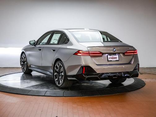 Gray Metallic 2026 BMW 530 i