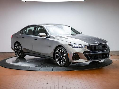 Gray Metallic 2026 BMW 530 i