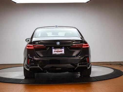 2026 BMW i5 eDrive40