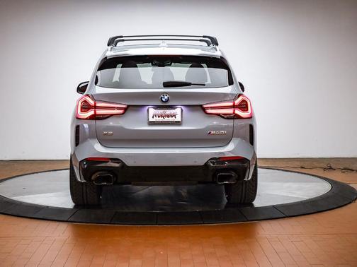 2024 BMW X3 M40i