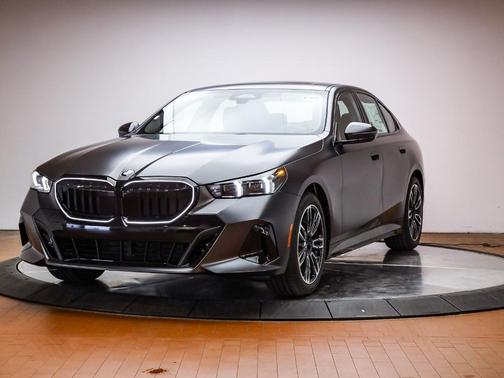 Deep Gray 2026 BMW 530 i