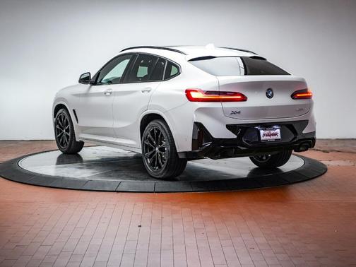 Alpine White 2023 BMW X4 xDrive30i