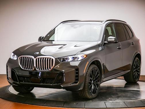 Gray Metallic 2026 BMW X5 sDrive40i