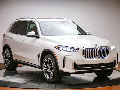 Alpine White 2026 BMW X5 sDrive40i