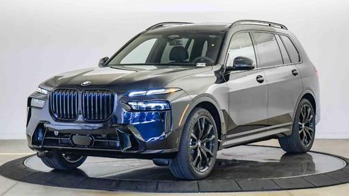 Carbon Black Metallic 2027 BMW X7 xDrive40i