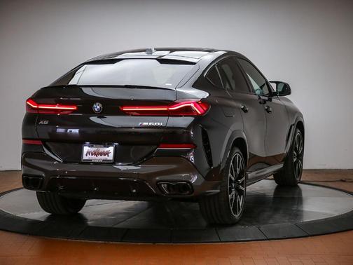 Black Sapphire Metallic 2027 BMW X6 M60i