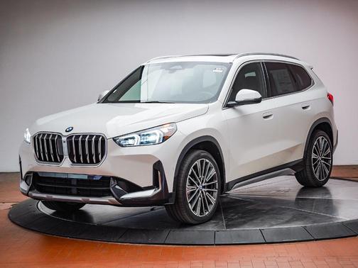 Alpine White 2026 BMW X1 xDrive28i